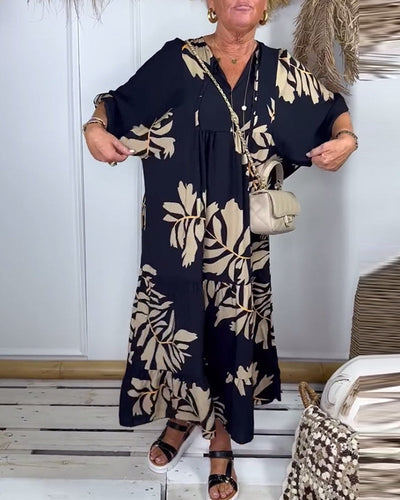 Makayla | Relaxed Black Dress With Golden Leaf Print