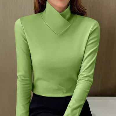 Kennedy | Elegant Turtleneck Fit