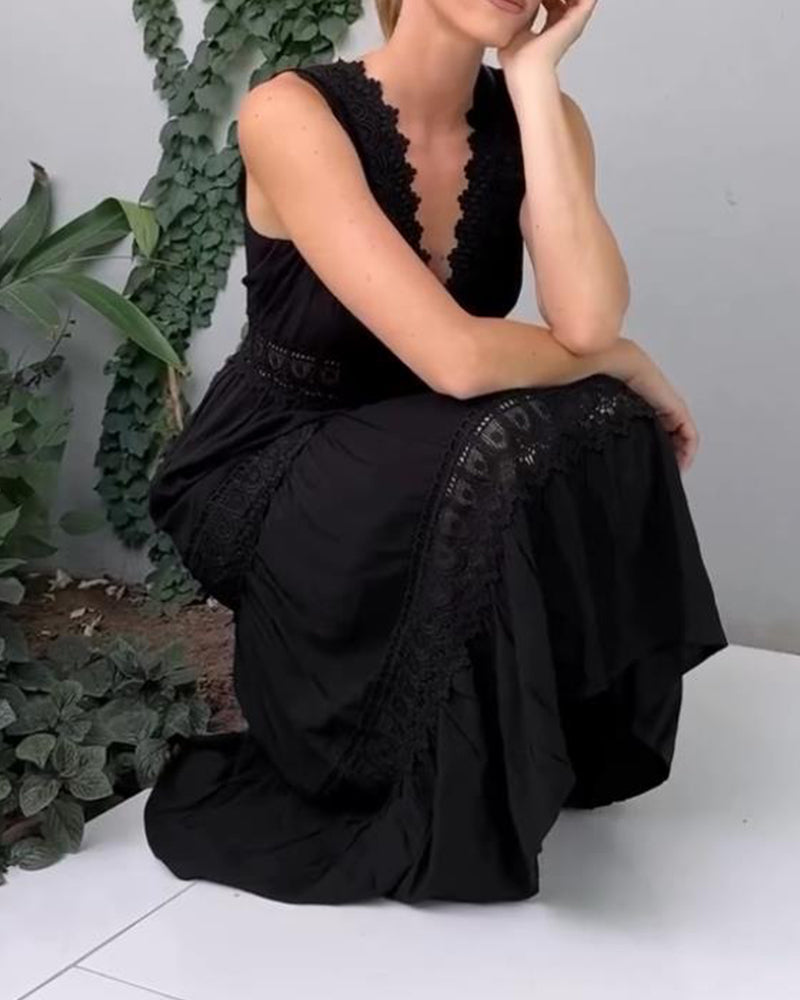 Clara | Elegant Lace Dress with V-Neck