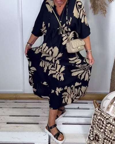 Makayla | Relaxed Black Dress With Golden Leaf Print